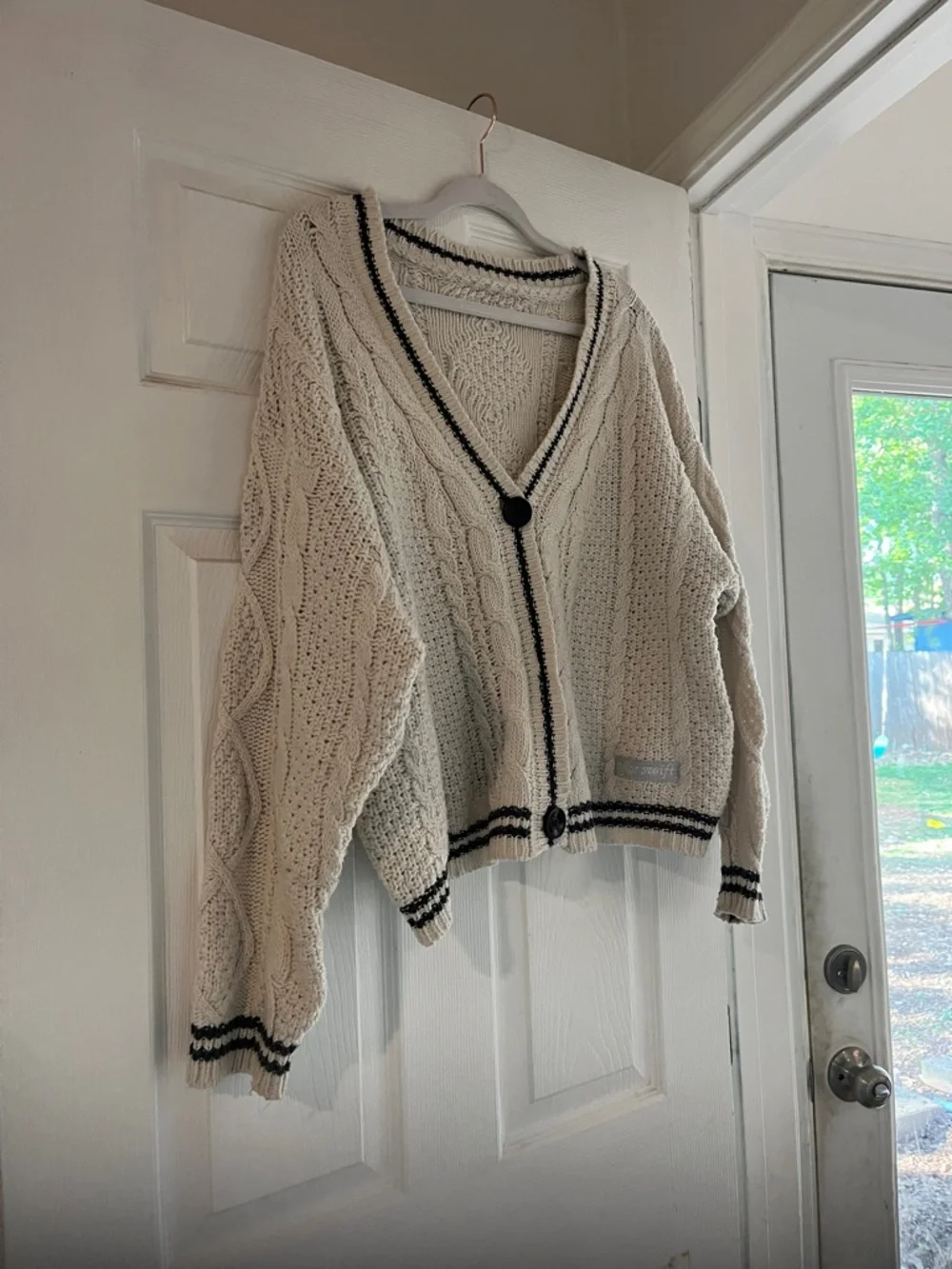 Taylor Swift Cream Cable-Knit Cardigan with Black Stripe‎ Trim- missing button